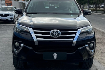 HILUX SW4